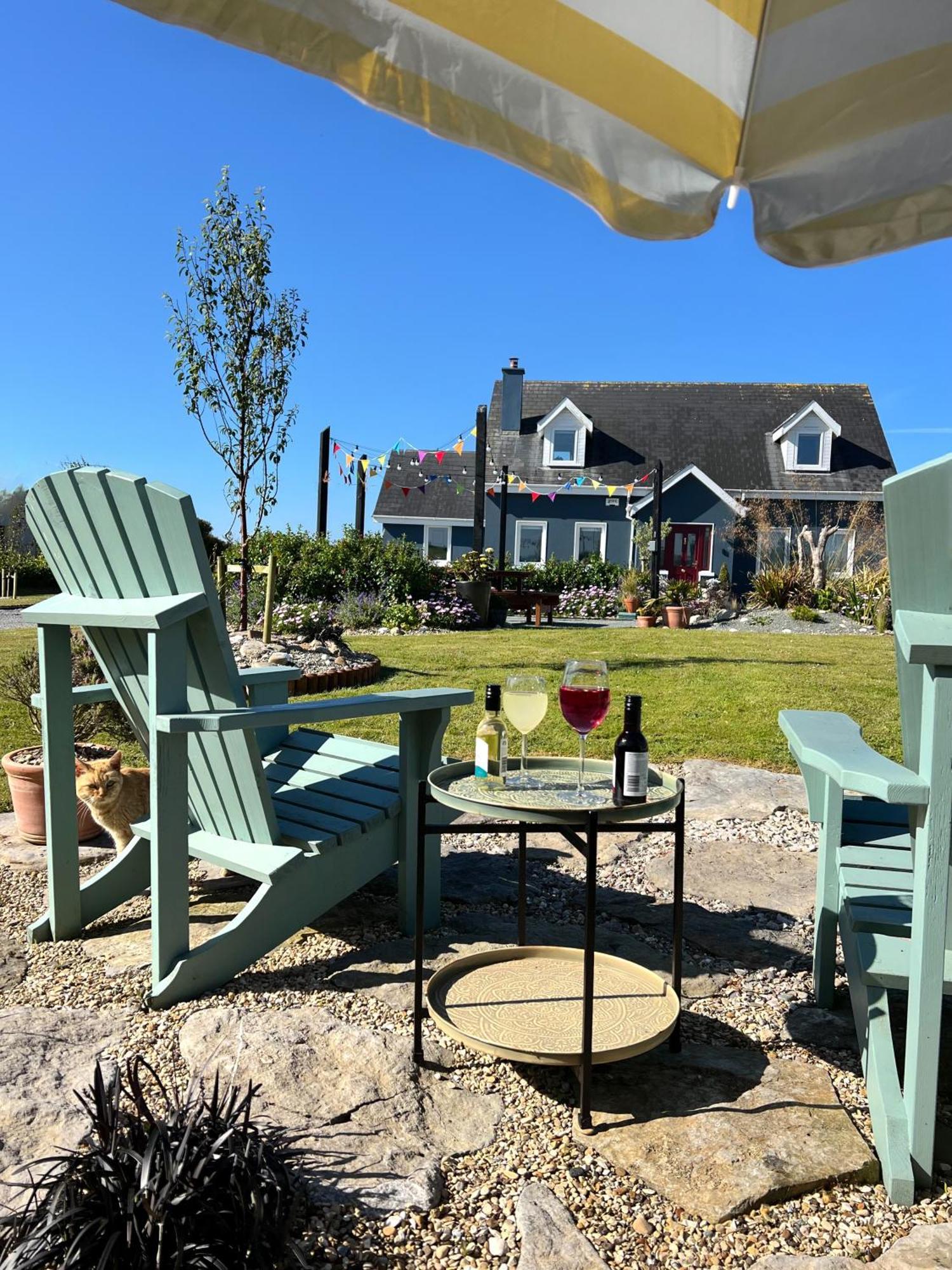 Thistledown Lodge Fethard on Sea Exterior photo